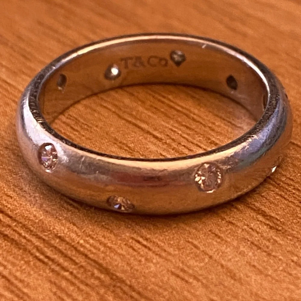 Tiffany & Co. platinum etoille diamond ring - Picture 5 of 11